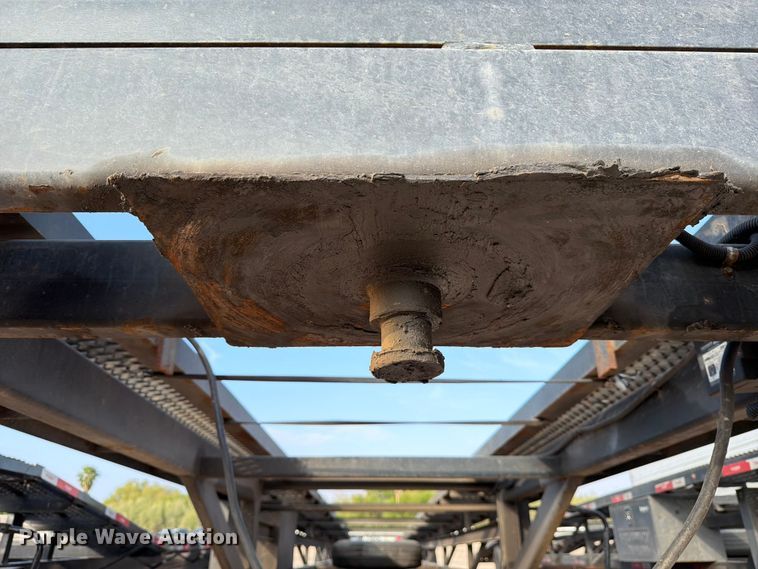 image for item YA2598 2025 Silverback 53CH3A car carrier