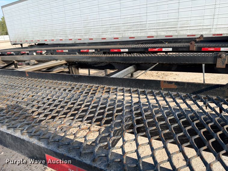 image for item YA2598 2025 Silverback 53CH3A car carrier