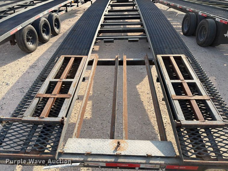 image for item YA2598 2025 Silverback 53CH3A car carrier