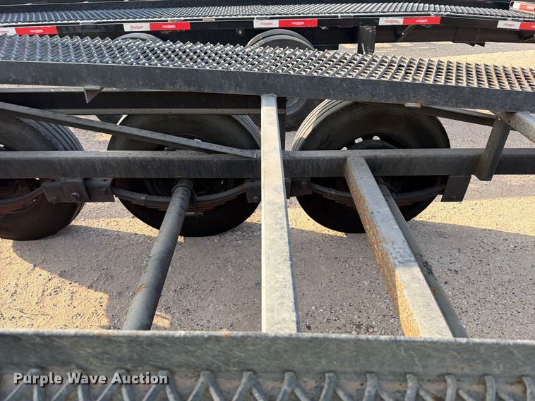 image for item YA2598 2025 Silverback 53CH3A car carrier