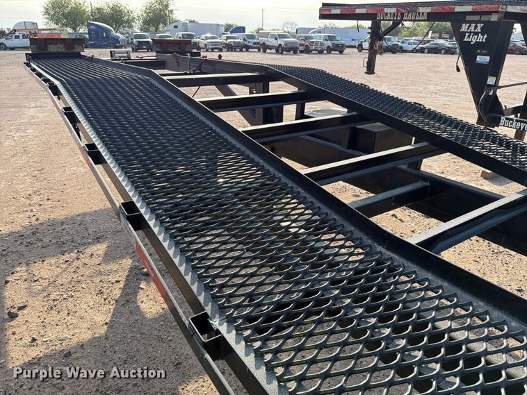image for item YA2599 2025 Silverback 53CHD12 car carrier