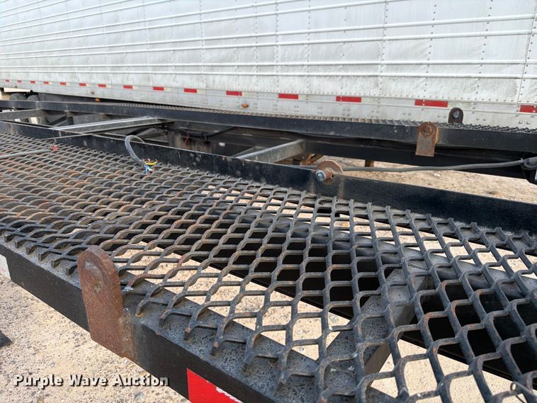 image for item YA2600 2025 Silverback 53CH3A car carrier
