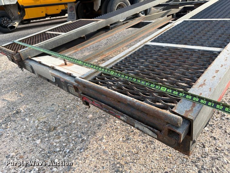 image for item YA2600 2025 Silverback 53CH3A car carrier