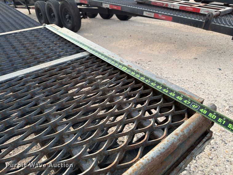 image for item YA2600 2025 Silverback 53CH3A car carrier