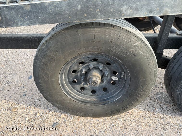 image for item YA2600 2025 Silverback 53CH3A car carrier