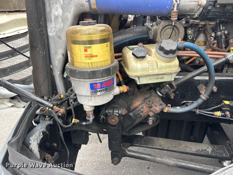 image for item YA2606 2019 Freightliner Cascadia semi truck