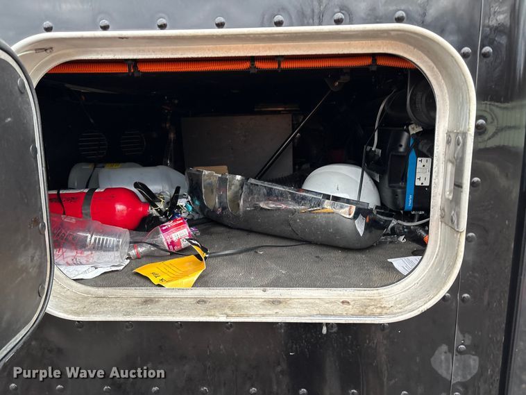 image for item YA2727 2020 Kenworth T680 semi truck