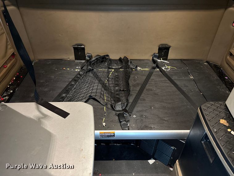 image for item YA2727 2020 Kenworth T680 semi truck