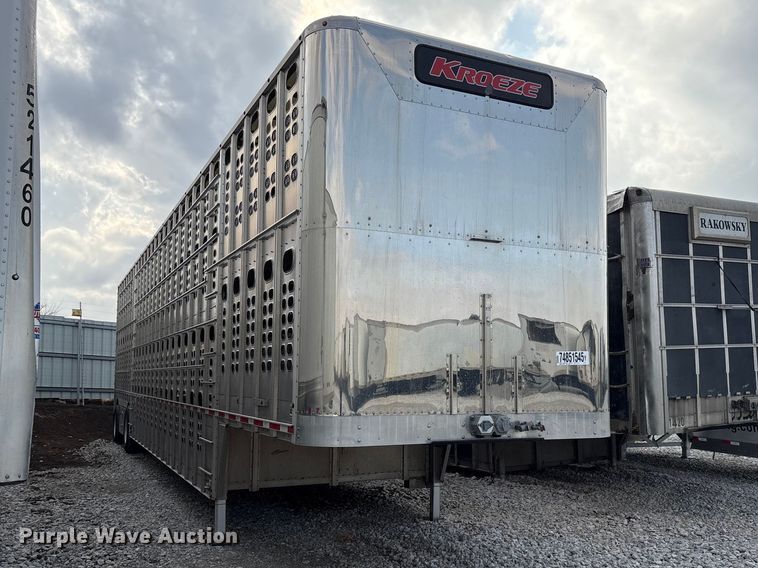 image for item YA2728 2023 Wilson PSDCL-402 livestock trailer