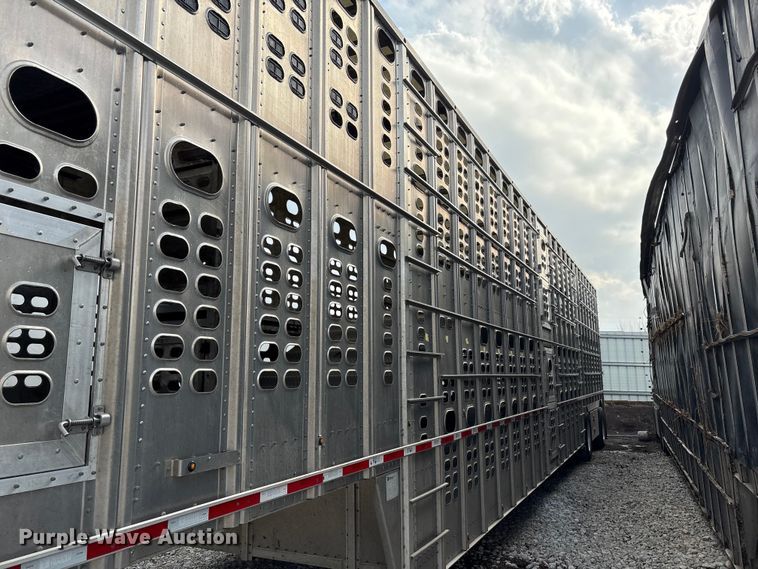 image for item YA2728 2023 Wilson PSDCL-402 livestock trailer