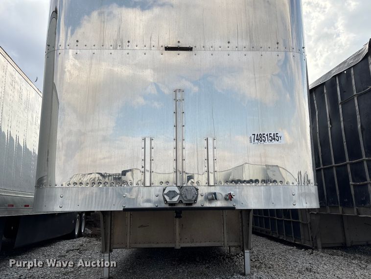 image for item YA2728 2023 Wilson PSDCL-402 livestock trailer