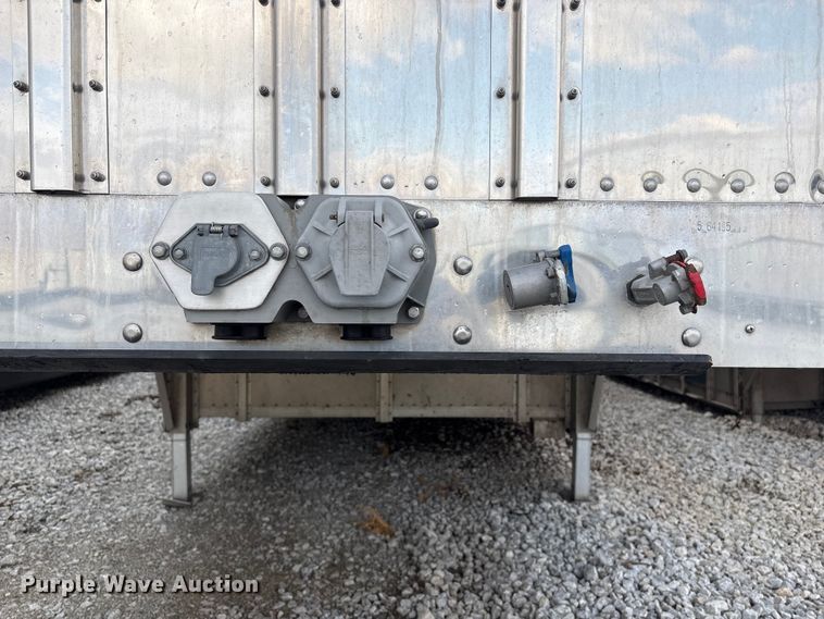 image for item YA2728 2023 Wilson PSDCL-402 livestock trailer