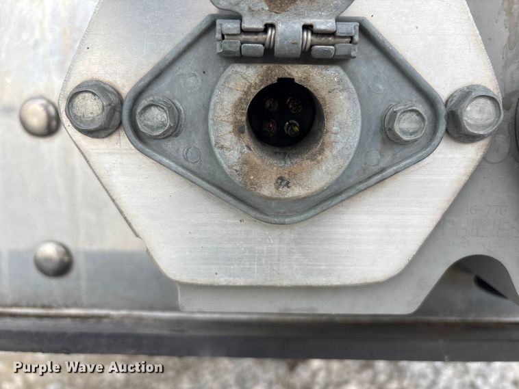 image for item YA2728 2023 Wilson PSDCL-402 livestock trailer