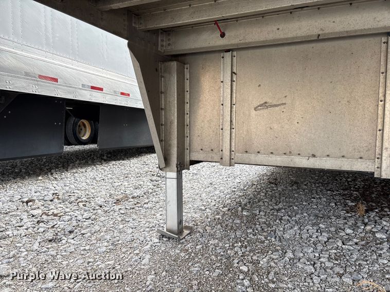 image for item YA2728 2023 Wilson PSDCL-402 livestock trailer