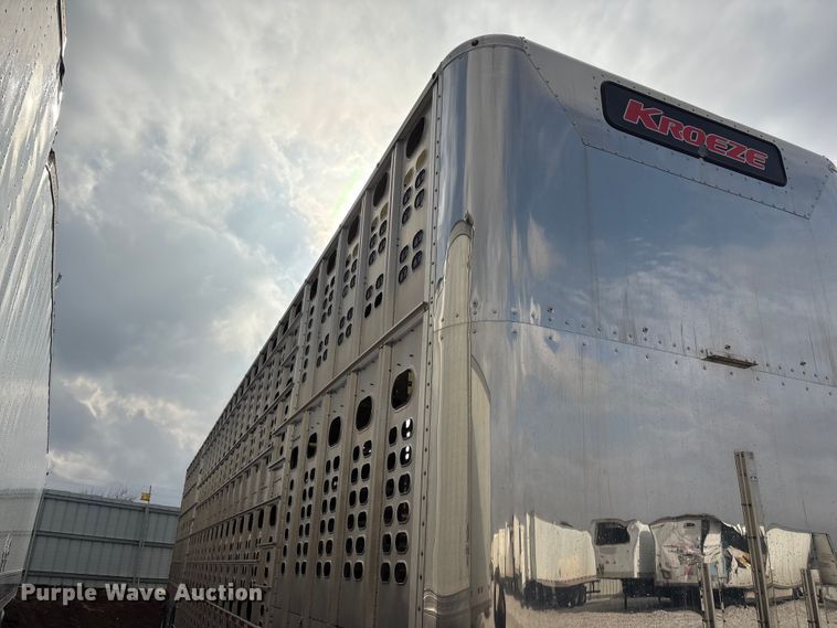 image for item YA2728 2023 Wilson PSDCL-402 livestock trailer