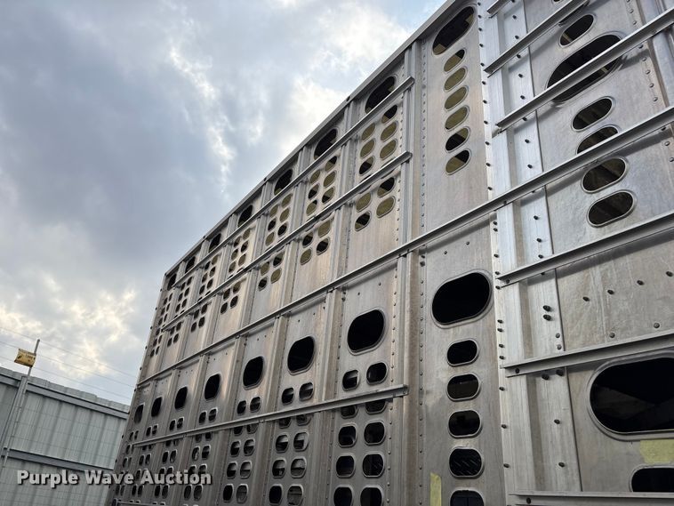 image for item YA2728 2023 Wilson PSDCL-402 livestock trailer