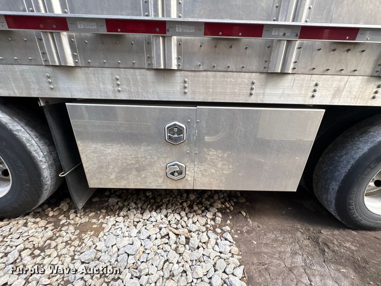 image for item YA2728 2023 Wilson PSDCL-402 livestock trailer