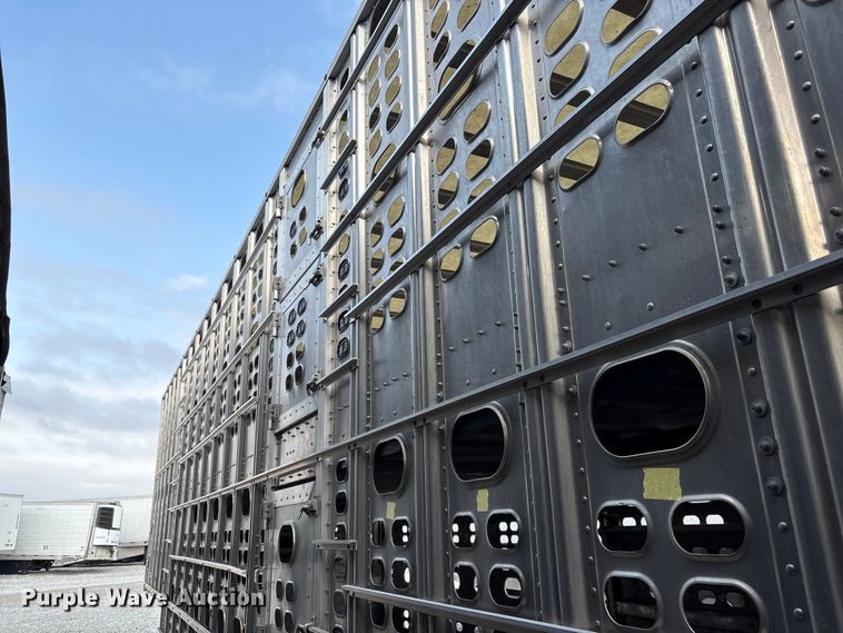 image for item YA2728 2023 Wilson PSDCL-402 livestock trailer