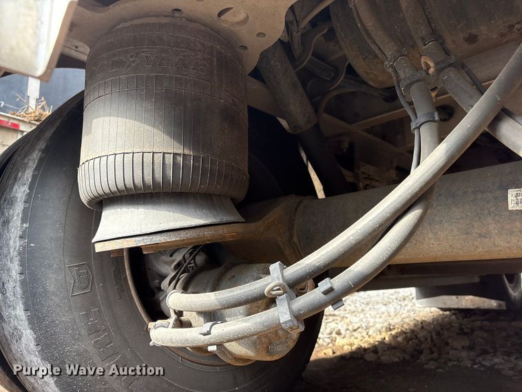 image for item YA2728 2023 Wilson PSDCL-402 livestock trailer