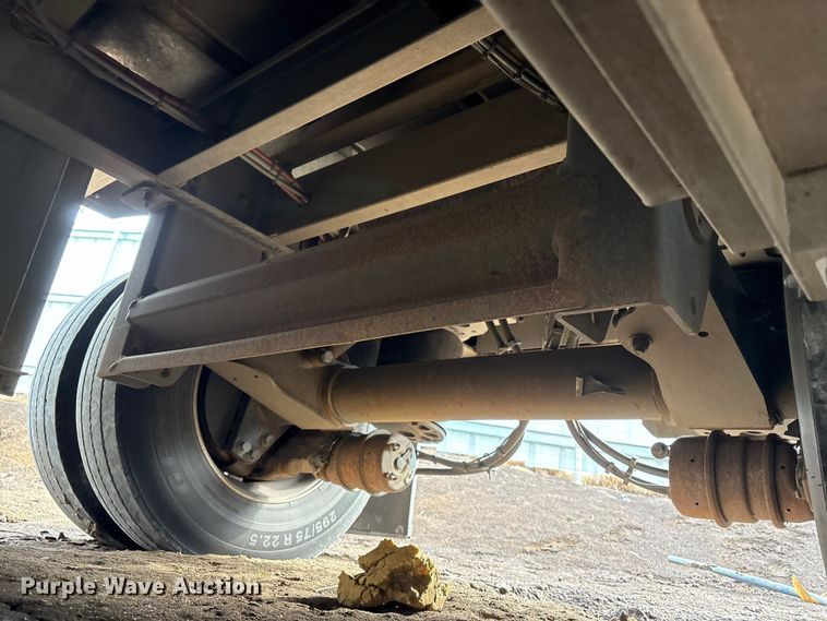 image for item YA2728 2023 Wilson PSDCL-402 livestock trailer