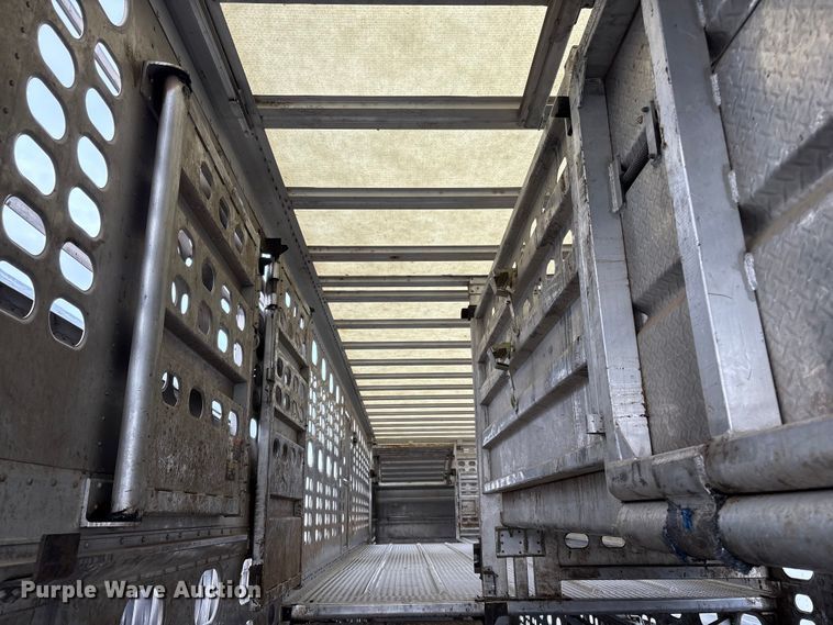 image for item YA2728 2023 Wilson PSDCL-402 livestock trailer