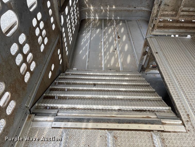 image for item YA2728 2023 Wilson PSDCL-402 livestock trailer