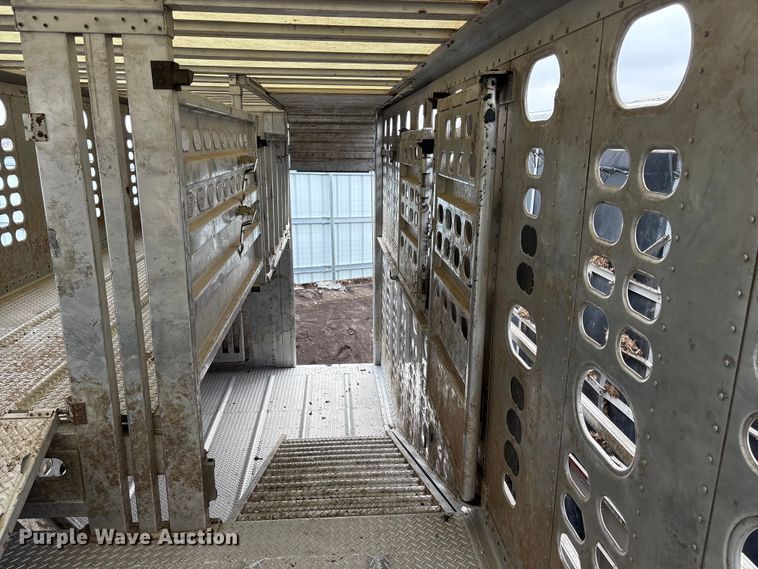 image for item YA2728 2023 Wilson PSDCL-402 livestock trailer