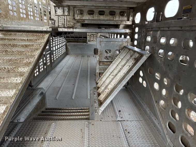 image for item YA2728 2023 Wilson PSDCL-402 livestock trailer