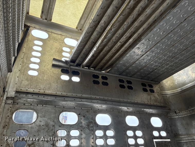 image for item YA2728 2023 Wilson PSDCL-402 livestock trailer