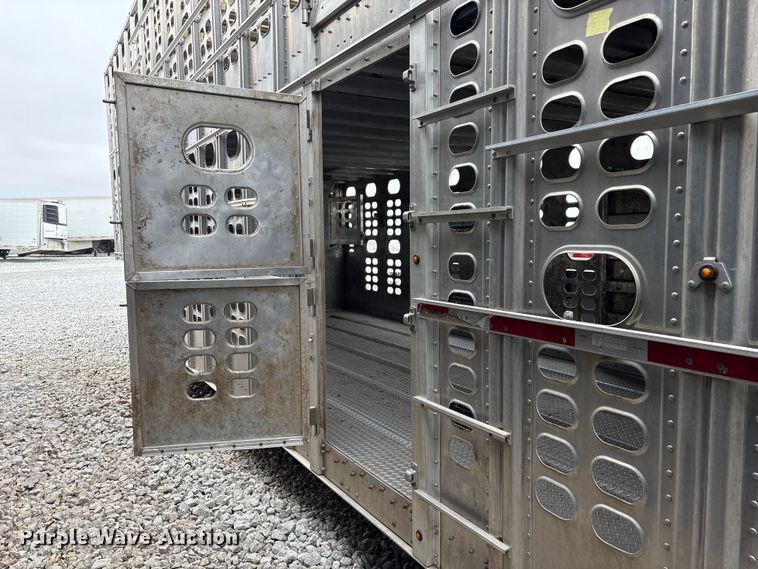 image for item YA2728 2023 Wilson PSDCL-402 livestock trailer