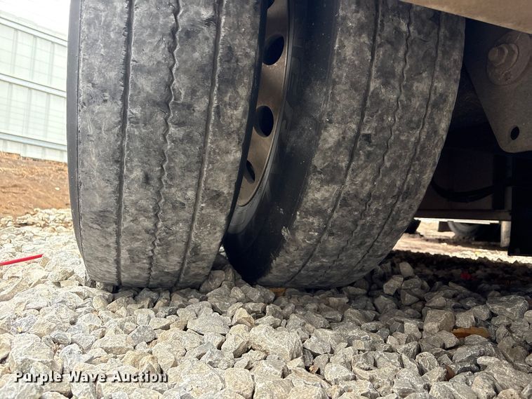 image for item YA2728 2023 Wilson PSDCL-402 livestock trailer