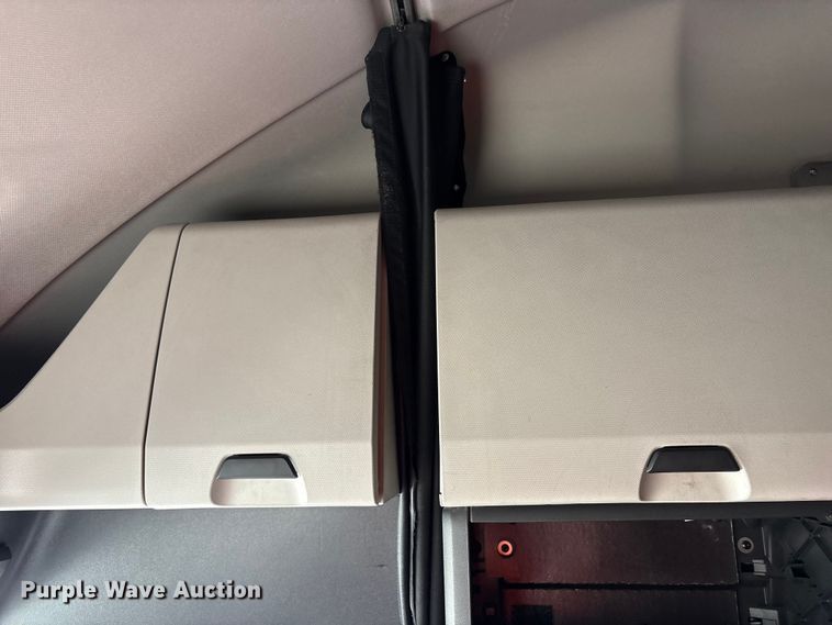 image for item YA2792 2020 Freightliner Cascadia semi truck