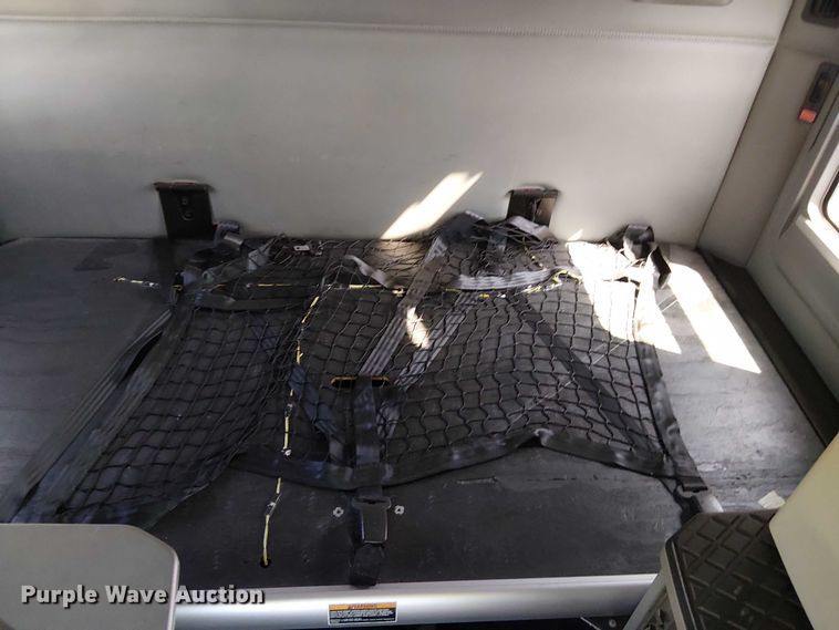 image for item YA2865 2019 Kenworth T680 semi truck