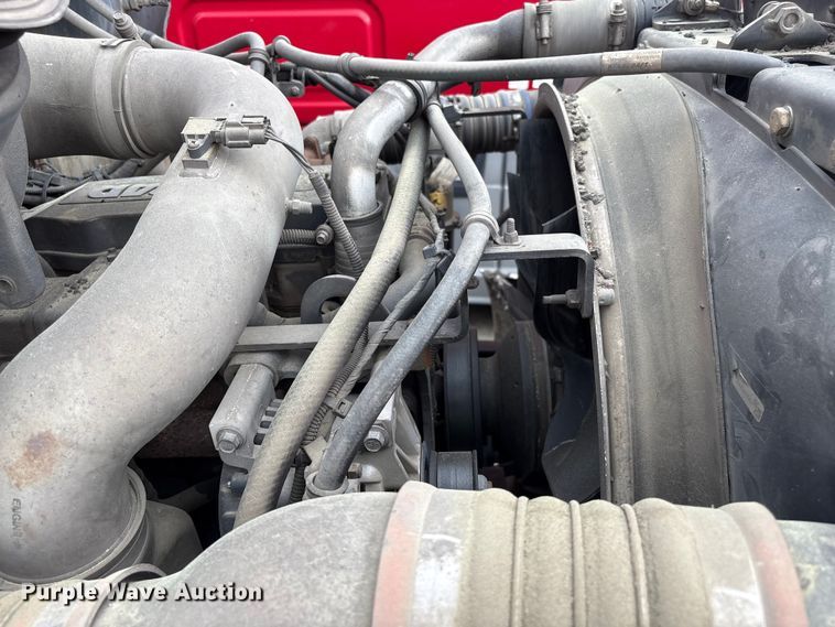 image for item YA2934 2017 Kenworth T370 oil distributor truck