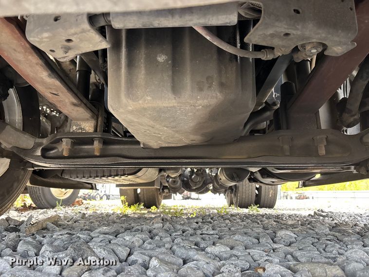 image for item YA2945 2016 Freightliner Cascadia semi truck