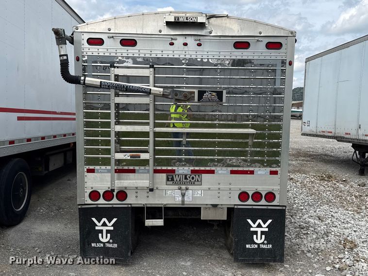image for item YA2981 2021 Wilson DWH-650 grain trailer