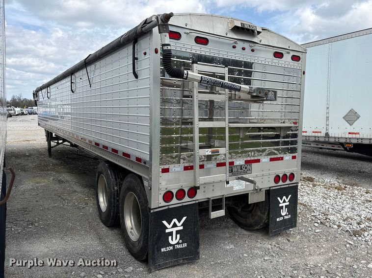 image for item YA2981 2021 Wilson DWH-650 grain trailer