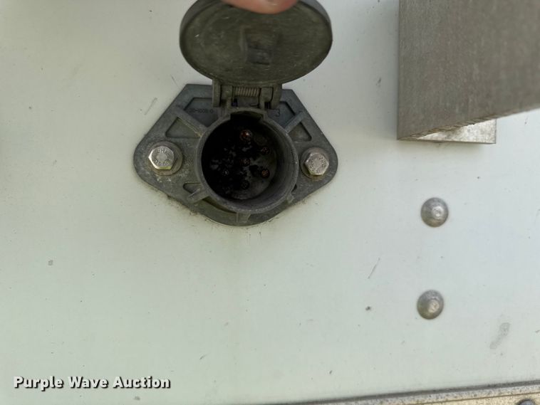 image for item YA2981 2021 Wilson DWH-650 grain trailer