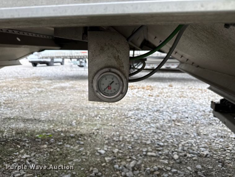 image for item YA2981 2021 Wilson DWH-650 grain trailer