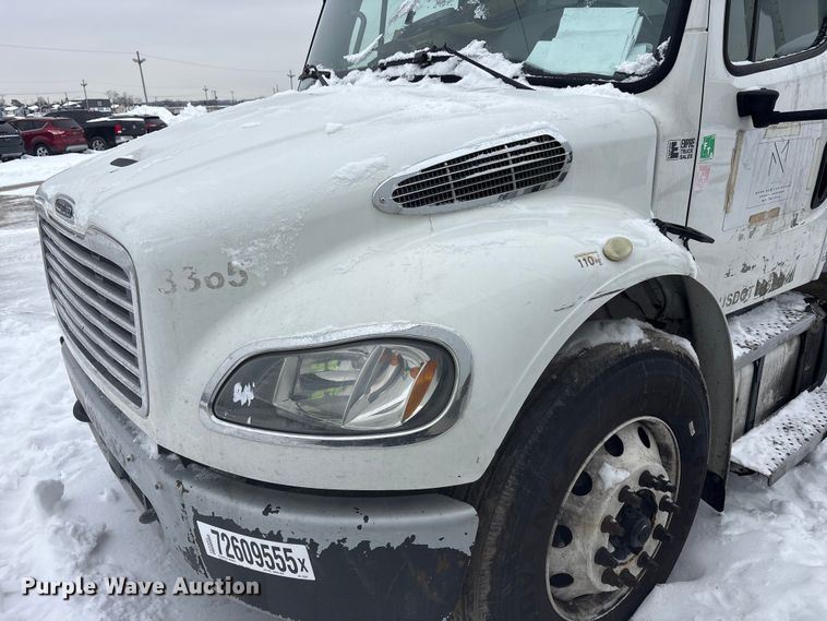 image for item YA6112 2020 Freightliner Business Class M2 box truck