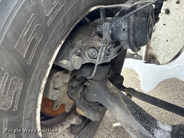 image for item YA6112 2020 Freightliner Business Class M2 box truck