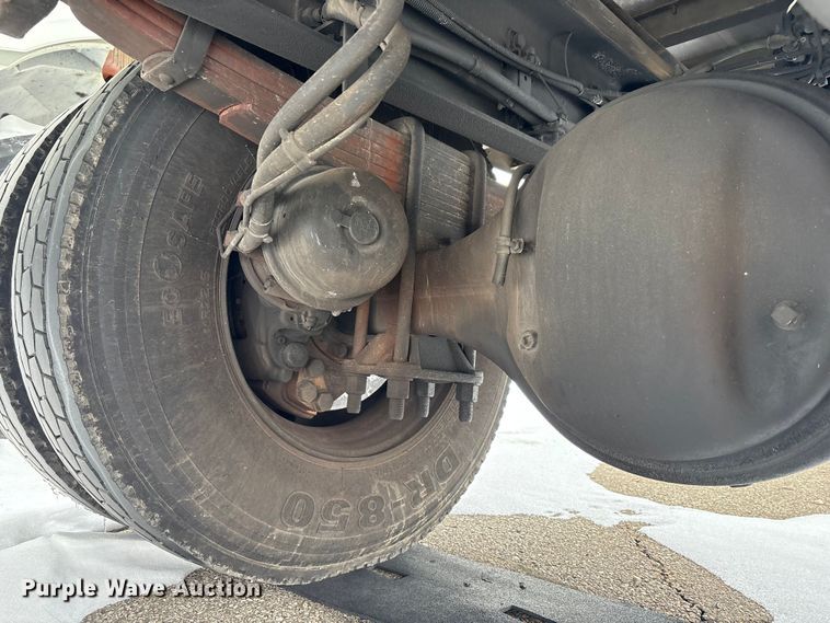 image for item YA6112 2020 Freightliner Business Class M2 box truck