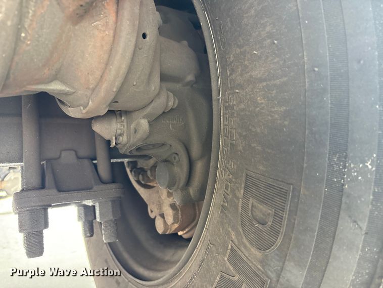 image for item YA6112 2020 Freightliner Business Class M2 box truck