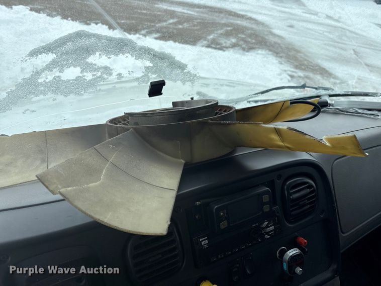 image for item YA6112 2020 Freightliner Business Class M2 box truck