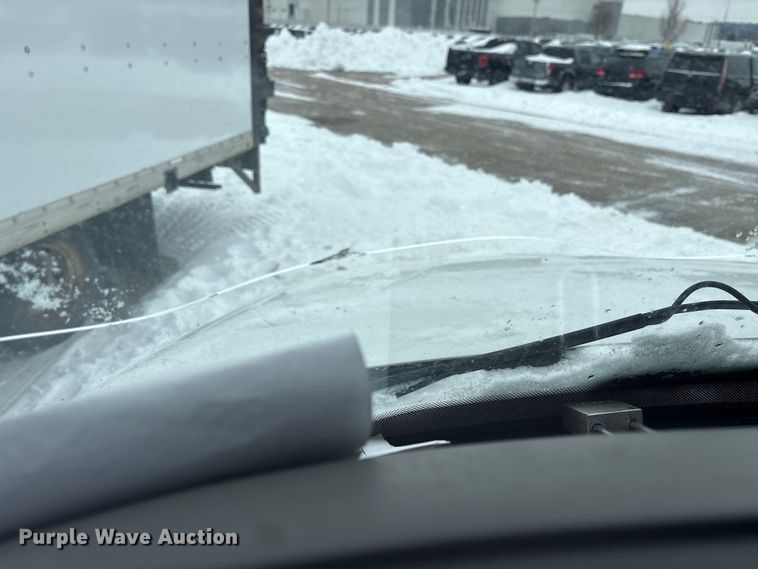 image for item YA6112 2020 Freightliner Business Class M2 box truck