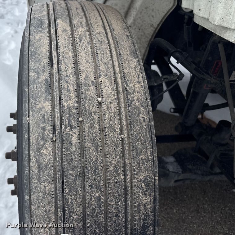 image for item YA6112 2020 Freightliner Business Class M2 box truck