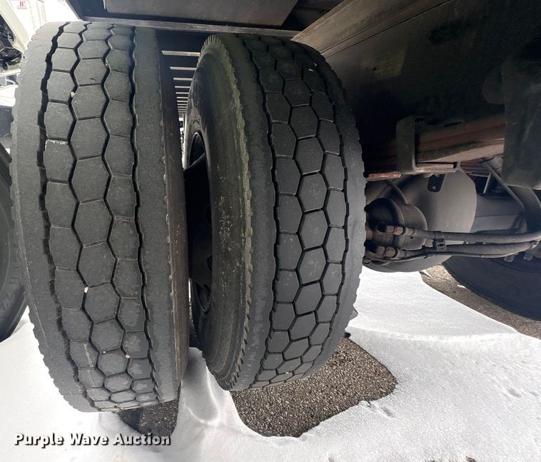 image for item YA6112 2020 Freightliner Business Class M2 box truck