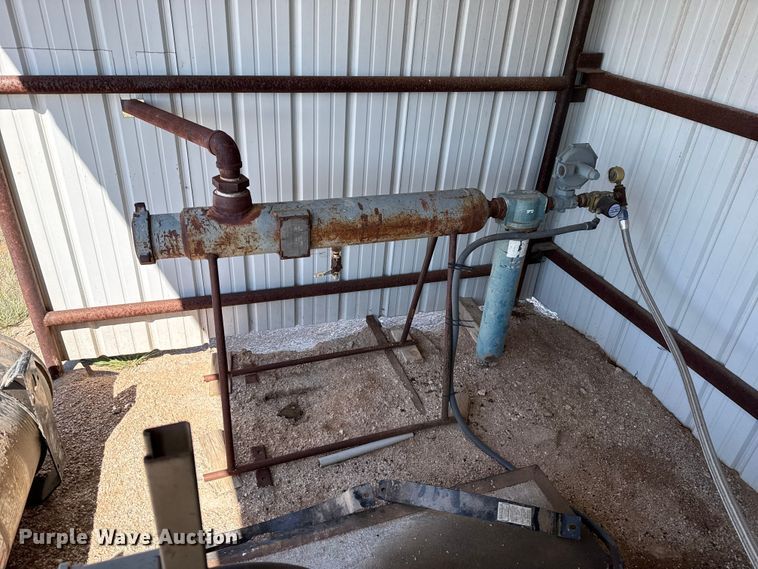 image for item DH1972 CNG filling station