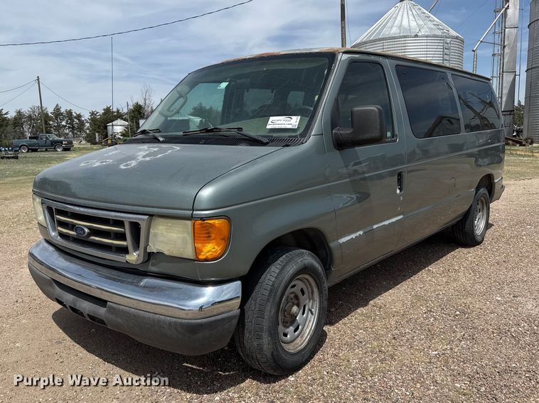 image for item DH1978 2006 Ford E150 van