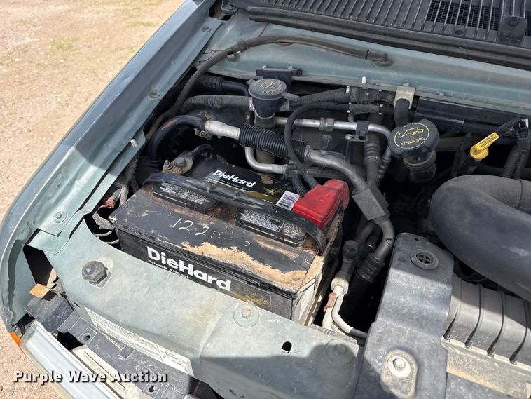 image for item DH1978 2006 Ford E150 van